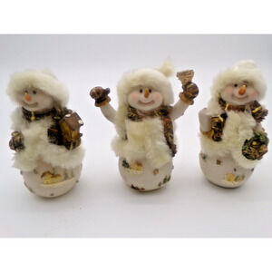 Vintage Faux fur hat K's Collection Snowman Trio Figurines Wreath, Bell, Toy